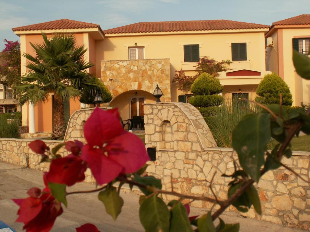 Elanthi Village Aparthotel